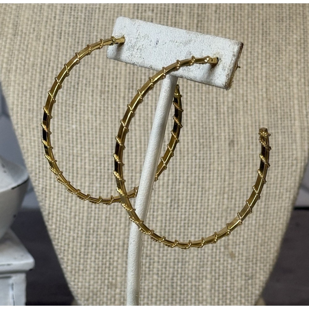 Vintage Signed MONET Spiral gold TONE‎ classic Big Hoop Earrings 2 Inch Pierced